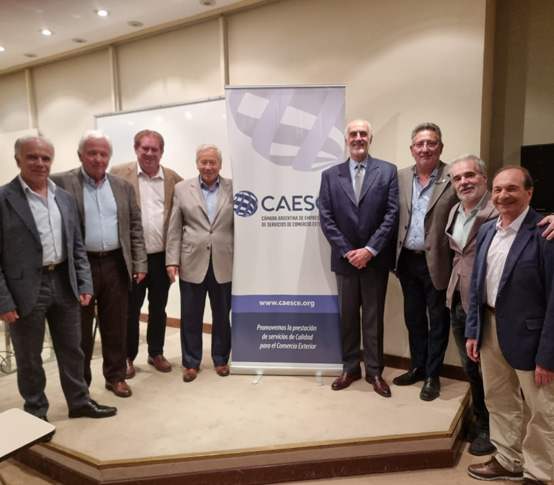 Reunión mensual de socios de CAESCE