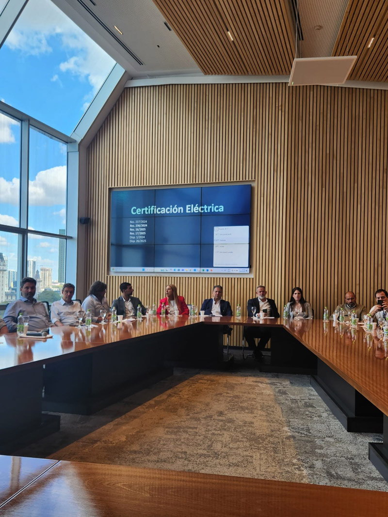 Primera reunión de socios del año